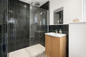 Photo 10- click for photo gallery